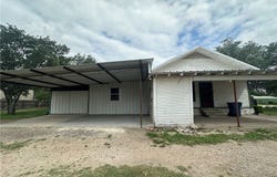 206 Hinton, Three Rivers, TX 78071