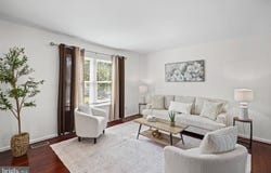 8 TAOS CIR, BALTIMORE, MD 21220