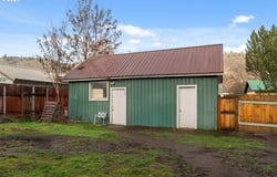 217 2ND St, Klickitat, WA 98628