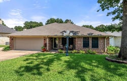 152 Guadalupe Drive, Gun Barrel City, TX 75156