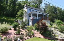 226 JOHNSTON ST, Cecil, PA 15057