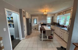 910 Poplar Street, Mt. Carmel, IL 62863
