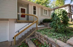 4820 S Kendall Drive, Independence, MO 64055