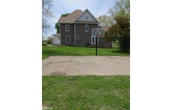 5170 80Th Street, Montezuma, IA 50171