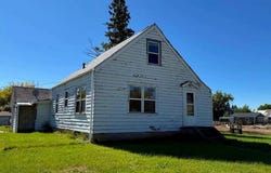 221 Minnesota Avenue E, Sebeka, MN 56477