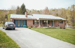 2706 Scratch Gravel Rd, Marion, VA 24354