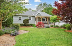 28 Arno Street, Oakhurst, NJ 07755