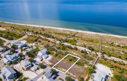 301 Front St, Port St. Joe, FL 32456