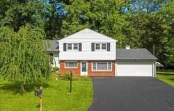 234 Ridgefield Road, Endicott, NY 13760