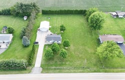 1735 Nachusa, DIXON, IL 61021