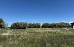 305 first Street, Urie, WY 82937