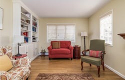 6 jackson Place, Island Park, NY 11558