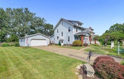511 Woodland Avenue SW, North Canton, OH 44720