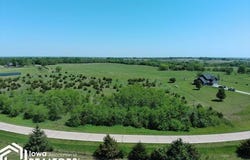 19590 205Th Avenue, Centerville, IA 52544