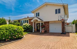 1970 Leonard Lane, Merrick, NY 11566