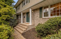 17 Stephens Drive, East Brunswick, NJ 08816