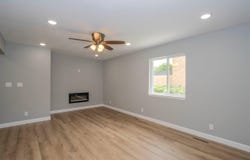 211 E 2nd St, Washington, IA 52353