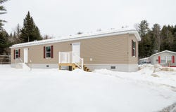 9 3rd Street, St. Johnsbury, VT 05819