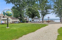 27 Lawndale Road, Chautauqua, NY 14757