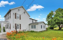 238 PENN Street, TOPTON, PA 19562