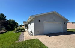 516 2nd Street NW, Hinckley, MN 55037