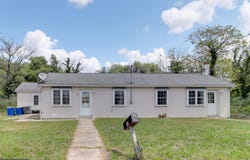 32 OLD KINGS HIGHWAY, MANNINGTON, NJ 08079