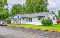 405 REDPATH ST, Kelso, WA 98626