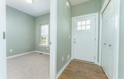 15277 Sherwood Lane, Lansing, MI 48906