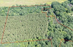 E OAK RIDGE Lane, GRESHAM, WI 54128