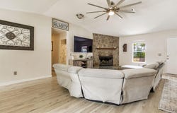 2661 Avenida De Sol, Navarre, FL 32566