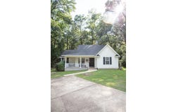 270 SE Muggridge Lane, Cairo, GA 39828