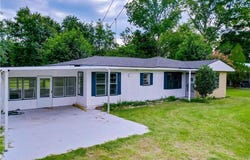 3039 Albany Ave, Waycross, GA 31503