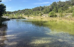 4 Meridian DR, Wimberley, TX 78676
