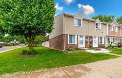 11401 Messmore Rd, Macomb Twp, MI 48317