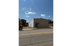 1109 Manvel Avenue, Chandler, OK 74834