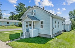 413 N VINE AVENUE, Marshfield, WI 54449