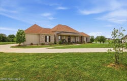 109 Hannalea Place, Flora, MS 39071