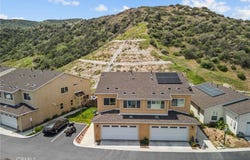 26145 Gravett Place, Saugus, CA 91350
