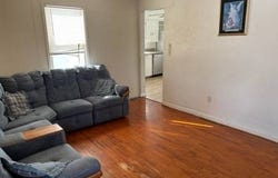 1105 N 1st St, Fairfield, IL 62837