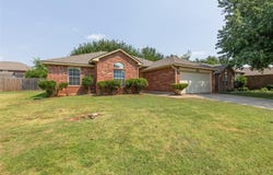 17324 Cedarwood Drive, Edmond, OK 73012