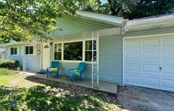 8314 Buddie Drive, Hazelwood, MO 63042