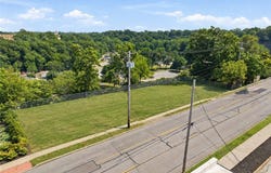 1587 Wooster Road, Rocky River, OH 44116