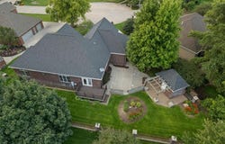 4615 Country Shadows Place, Columbus, NE 68601