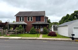 100 WALNUT STREET, GREEN LANE, PA 18054
