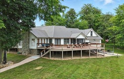 243 Walnut Bend Drive, Whitesburg, TN 37891