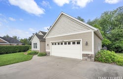 10778 Bridgewater Drive, Zeeland, MI 49464