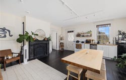 27 Franklin Street, Newport, RI 02840