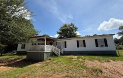 1020 Perry Lane, Summit, MS 39666