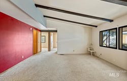914 N Midland Blvd, Nampa, ID 83651