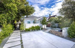1111 Alma ST, Palo Alto, CA 94301